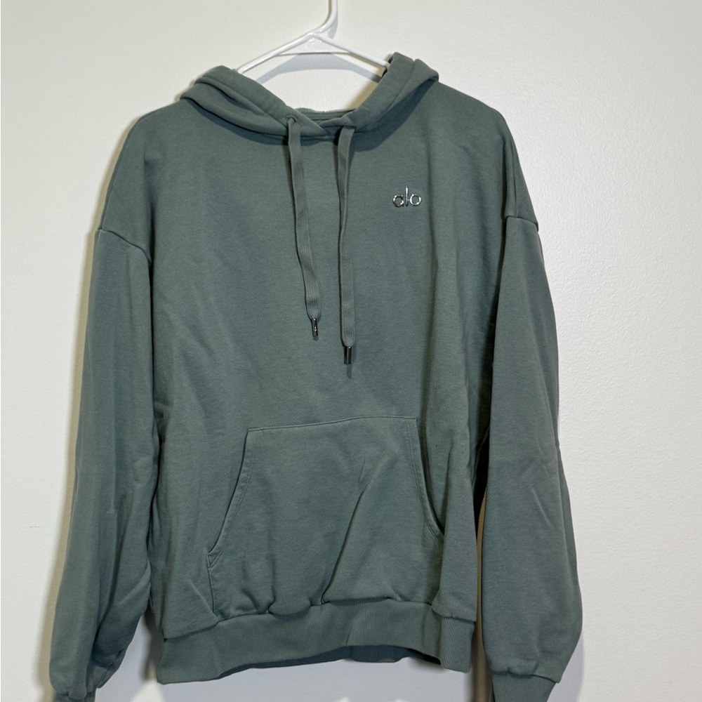 ALO Yoga Sage Green Accolade Set